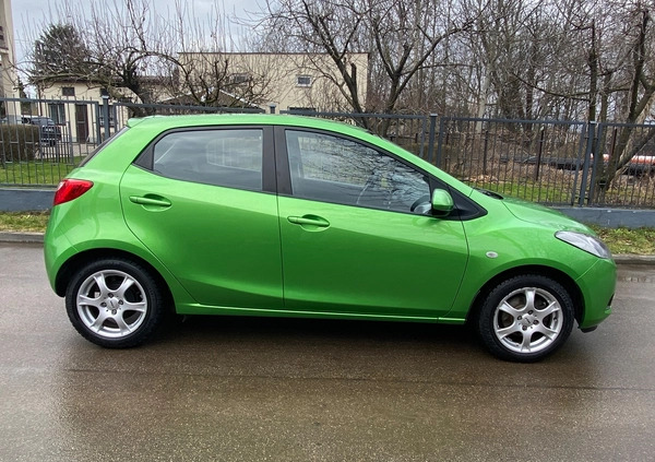 Mazda 2 cena 17500 przebieg: 177000, rok produkcji 2008 z Kałuszyn małe 172